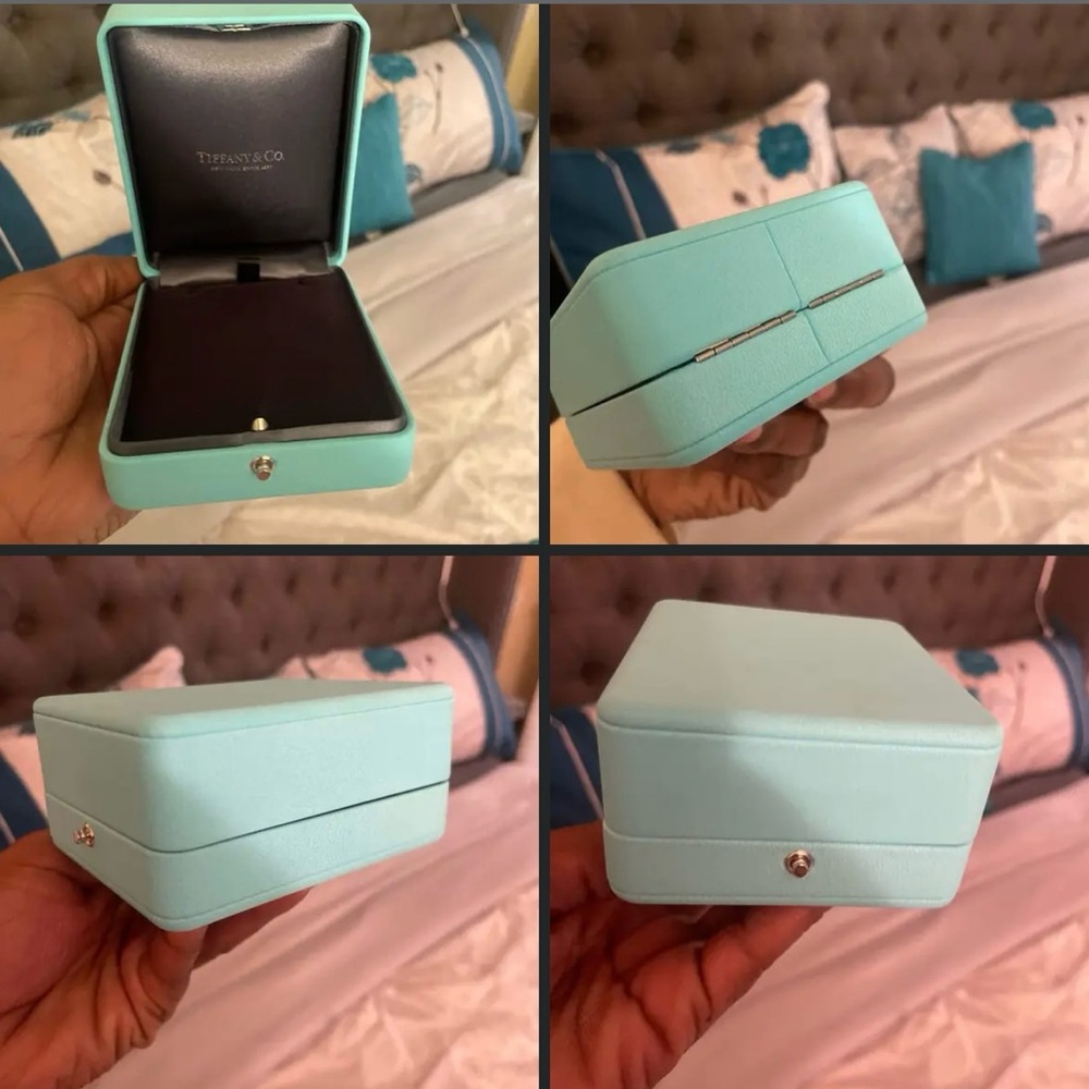 Tiffany Necklace Box